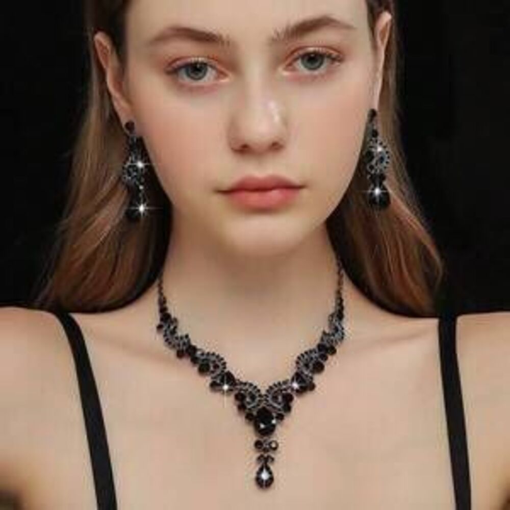 European And American Accessories, European And American